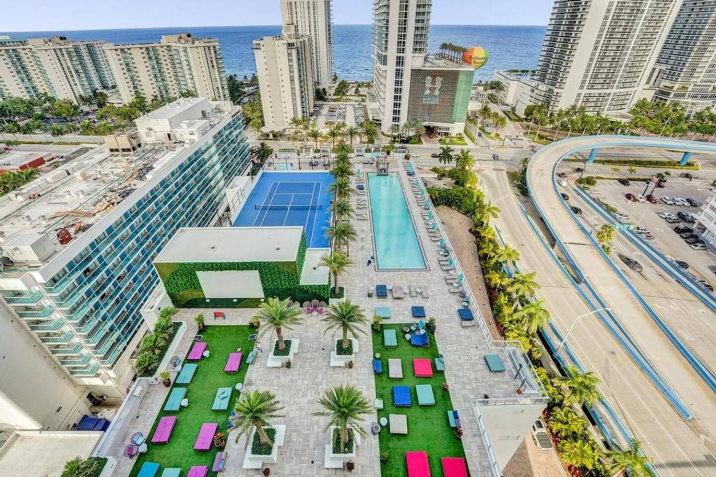 Amazing Apartments At H Beach House Холивуд Екстериор снимка
