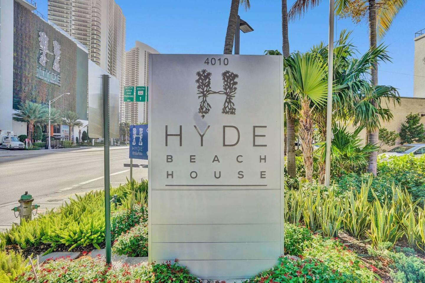 Amazing Apartments At H Beach House Холивуд Екстериор снимка