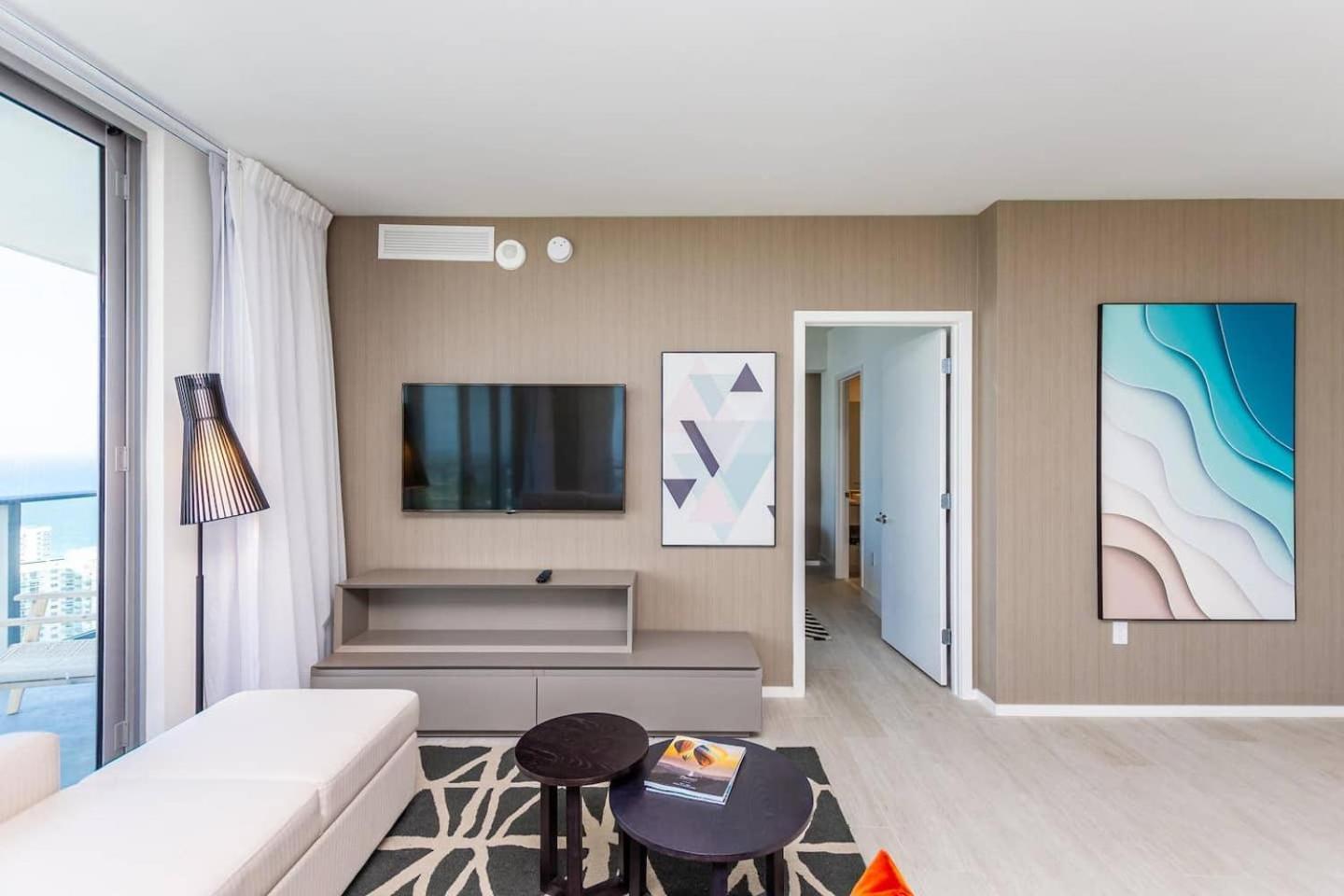 Amazing Apartments At H Beach House Холивуд Екстериор снимка